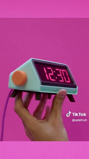 Build a digital clock with a large 7-segment display, a Feather RP2040, and CircuitPython -- no internet required! STEMMA DS3231 Real Time Clock module for precise and accurate timing - Guide: learn.adafruit.com/digital-clock-with-circuitpython #3dprinting #adafruit https://youtu.be/C1xh4Bx-6-E