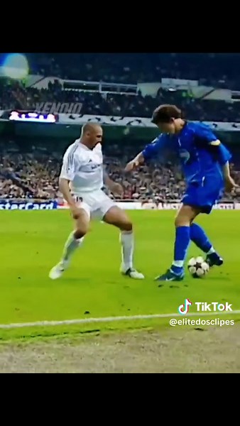 Ibrahimovic Dribbling Skills Compilation - Zlatan Ibrahimović Futebol Highlights