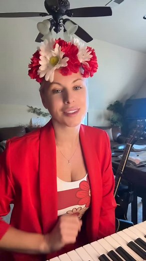 462 reactions · 28 comments | Rīt ir Latvijas neatkarības pasludināšanas atzīmēšanas diena. 1918 gadā Latvija atguva savu valsti un paziņoja, ka suverēna valsts vara ir pārgājusi tās rokās. 2014 gadā es uzrakstīju dziesmu Latvija, lai arī mani ceļi ir veduši dažādos virzienos, es vienmēr esmu bijusi un būšu savas valsts patriote un mīlēšu savu dzimteni mūžam. Daudz laimes mana mīļā Latvija. #lienegreifāne #latvija #singer | Liene Greifane | Facebook