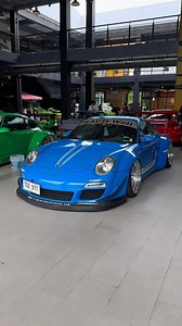 A JDM legend making JDM legends 👑🎌 I had the insane opportunity of watching Akira Nakai build another absolutely beautiful RWB 997 here in Manila! I honestly can’t believe that I am here right now 🤯. Not once as a kid playing Need For Speed would I EVER expect that I would be where I am today. It’s insane! (I also can’t believe that I flew to the Philippines to attend a car event. I am way out of my comfort zone right now and I love it) Thank you so much to @fitmentengineering for the invite 