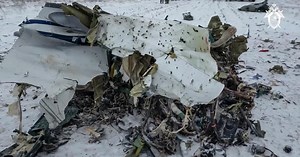 FOTO Rusko viní Ukrajinu zo zostrelenia lietadla: Na mieste našli doklady a časti vojakov!