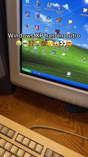 Exploring Windows XP on a CRT Monitor
