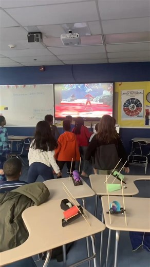 Can your kids survive the Floor Is Lava? 🌋 Brain break time! #brainbreak #kidsmovement