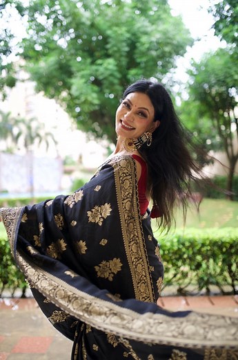 Launching this pretty silk saree ...dm to order ! Blouse available too !#anumishra #sareefashion | Lipstick_in_the_city