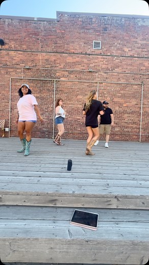 64K views · 9.2K reactions | Here for a GOOD TIME! One of the first Line Dances we learned Line Dancing years ago! 鸞 #linedance #linedancing #washington #roslyn #linedancelessons | MoonShine Line Dance | Facebook