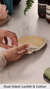 Hydrea London Exfoliating Glove - Organic Egyptian Shower Loofah & Dual-Sided Face Glove Exfoliator - Body Scrubber for Men & Women, Dead Skin Cell Remover, & Bath Scrub for Deep Exfoliation & Detox