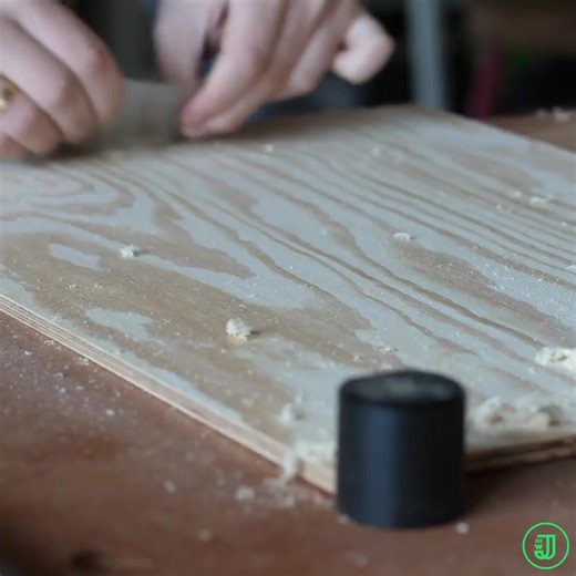 Card scraper or sander 🤔🤔🤔It's tool tuesday! And just in time for my latest project a new pile of card scrapers arrived. I always like to have more than one ready to go - becau#427 | Nawwar