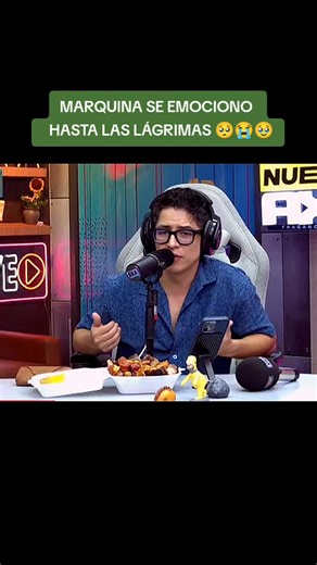 Marquina Emocionado Día Del Padre