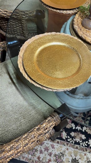 Can you picture sipping on your morning coffee at this stunning glass table? ✨ A new arrival and we are obsessed! 🤩 Come see it in person and snag it before someone else makes it theirs! 🕰 Store Hours: Today: 10–5 PM Tomorrow (New Year’s Eve): 10–3 PM New Year’s Day: Closed Friday: Back to regular hours 10–5 PM See you soon! 🥂✨Happy New Year!!! #NewArrival #ShopLocal #HomeInspo #FurnitureFinds #GlassTable #InteriorObsessed #LimitedFind #NewYearsVibes | Timeless Furnishings