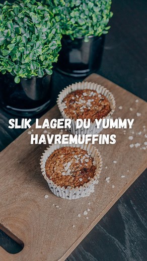 Sunne HAVREMUFFINS med 5 ingredienser💓 1 banan 40g havregryn, lettkokte 1 egg 1-1,5 ts kanel 1 ta bakepulver (gjerne sjokolade, men kan fint droppes) Mos banan, bland ingredienser og hell røra i 2 store muffinsformer. Stek på 200 grader i ca 15-18 min. Server med en stor kopp deilig kaffe ☕️ Disse ble utrolig saftige, og fungerte perfekt til frokost. Glutenfrie er de også! #glutenfree #glutenfri #cøliaki #muffins #oppskrift #mat #matoppskrifter #bake #frokosttips #treningsfrue #camillaaastorp |