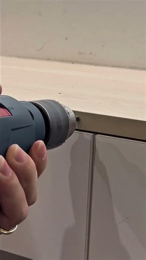 This simple trick keeps your drawer from sliding back open #tips #goodidea