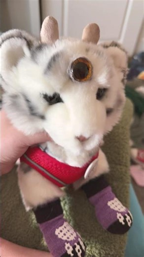 Will I dream ~……? My newest essa she’s a alien snow tiger and I customized her myself,name:switch