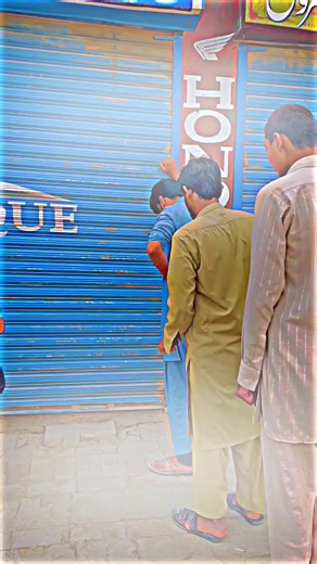 Londan se Aya hajam 😂🤣 phir Kya HOA 😂🤣 wait for end 😂🤣 #khizeromer #khizeromerfunnyvideo #khizeromervlog #viral?trendingvedio