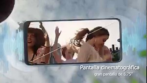 38K views · 14 reactions | El nuevo TCL 40SE llegó a Chile 朗, mira el video y descubre cómo tus grandes experiencias caben en este nuevo equipo . Ver más en: https://youtu.be/oKx-d-Ba6Sc #Tecnología #Smartphone #TCLChile #InspireGreatness #Serie40 | TCL Electronics | Facebook