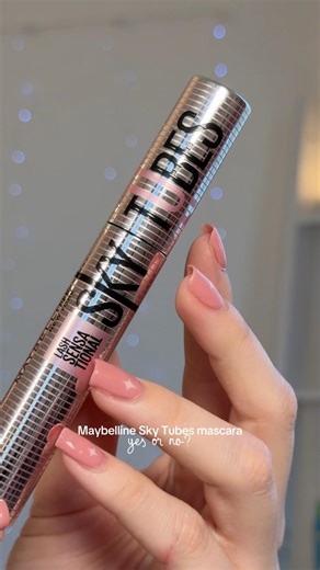 Maybelline Sky High Tubes Tubing Mascara 🖤 first impressions #makeup #maybelline #tubingmascara