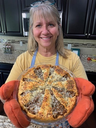 112K views · 2.6K reactions | Tasty Italian Casserole! An italian casserole that looks pretty and tastes great. #dinner #italianfood #cheese #beef | Scott & Karen | Facebook