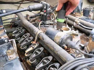 Big Free Boat.-002 #foryoupage❤️ #foryoupagereels #foryoupageシ #restoration #foryourpage #viralchallenge #viralphotochallenge #viralreelschallenge #viralreelschallenge2025viralreelschallengejaiviralreelschallengeviralreelschallenge #fypageシ #fypchallenge #classiccar #barnfind #foryou #viralvideochallenge #fyp | 푹풆풔풕풐풓풂풕풊풐풏 퐓퐢퐩퐬 | Facebook