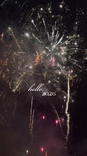 Szczęśliwego Nowego Roku! 🎄✨ KatMar Cleaning Service serdecznie życzy zdrowia, spokoju oraz spełnienia wszystkich planów i marzeń. Niech Nowy Rok przyniesie nowe możliwości, sukcesy i same pozytywne zmiany. Dziękujemy za zaufanie i zapraszamy do współpracy w Nowym Roku!