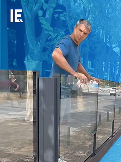 Innovative Glass Balustrade: Easy to Raise with a Single Push