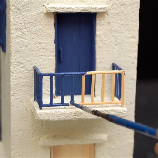 Quiet Moments on a Sunny Terrace | DIY & Crafts