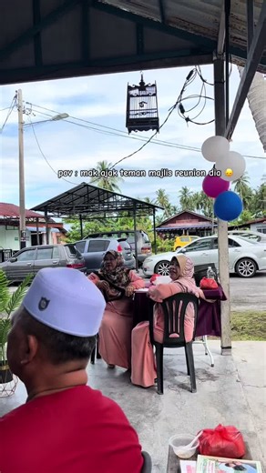 Pengalaman Reunion Gen-Z: Outfit Kurta dan Kopiah