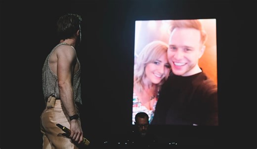 Olly Murs dedicates emotional performance to late fan