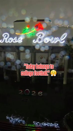 College GameDay on Instagram: "Rain can’t keep College GameDay away 🔥 The crew is ready to kick off New Year’s Day in Pasadena 🏈"