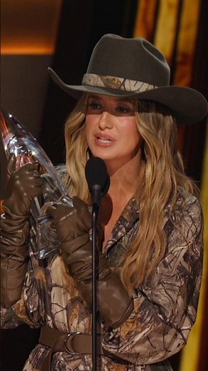 Grateful to accept the #CMAaward for Entertainer of the Year. ❤️