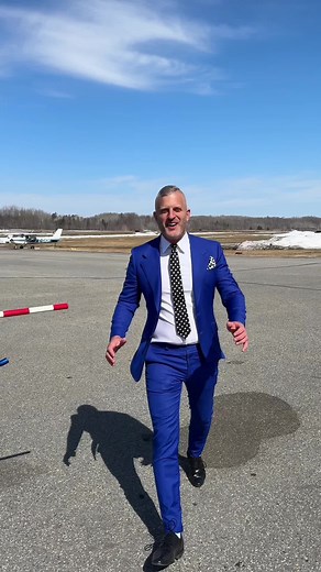 Luxury Helicopter Travel Experience for Pilots and Real Estate Enthusiasts