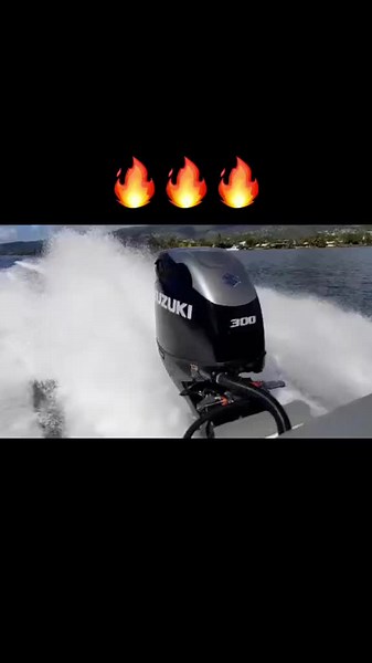 Suzuki DF300 B Doubles Hélices: Performance et Innovation