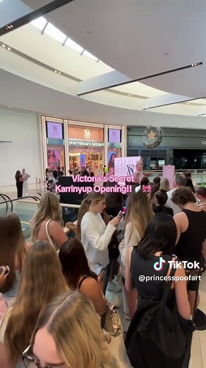 Victoria’s Secret Opens First Store in Perth!