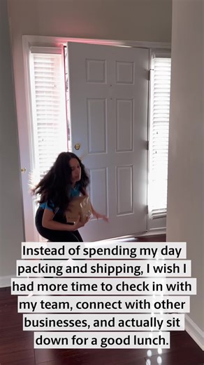 If you’ve ever wished you could clone yourself, we’ve got the next best thing: certified packing experts.