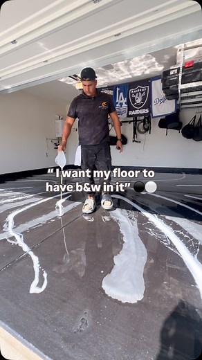 The best color combo ⚫️⚪️ ✅ Fast 1-3 Day Installation ✅ 10-Year Warranty ✅ Free In Person Estimates ✉️ DM to get a free quote. Your Space • Our Canvas | 949 Garage