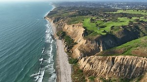 Aerial View Panning Looking Torrey Pines Stock Footage Video (100% Royalty-free) 1105762707 | Shutterstock