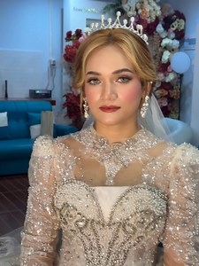 7.5K views · 139 reactions | အရုပ်မလေးလိုလှတယ့်...