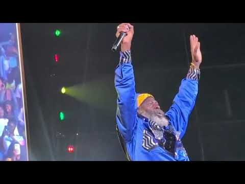 Davide house lead out Capleton live performance Barclays Arena