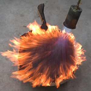 490K views · 1.9K reactions | DIY Epoxy Resin Chopping Board | DIY & Crafts | Facebook