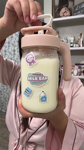 Just pumping with the best of the best 💅 @Springhope #Babyfeed#pumpandpour#wearablepumps#exclusivelypumping