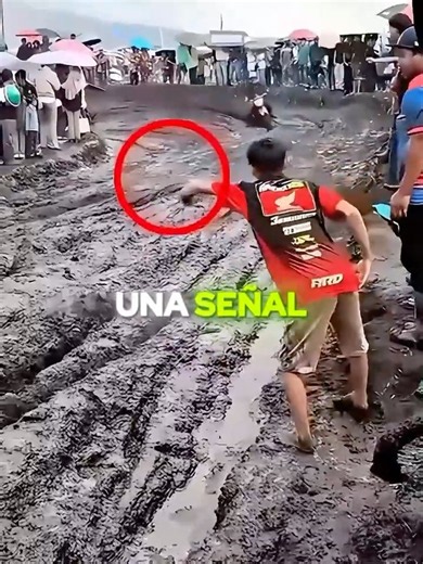La señal de su amigo cambió toda la carrera