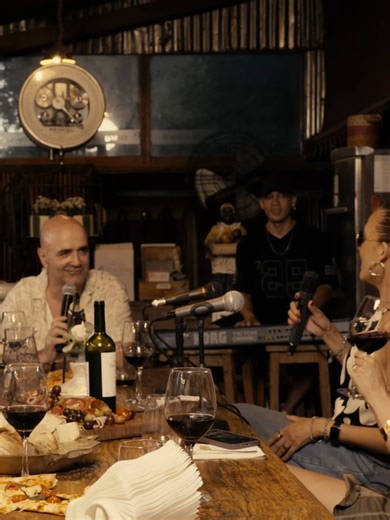 Valeria Lima y Gerardo Nieto cantan 'Garganta con arena'