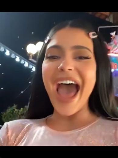 DEWTEE: Picture Together Updates Revealed!