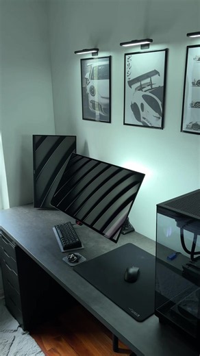 Minimalist Black OLED Setup Ideas for Clean Desk Builds