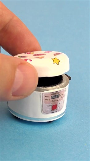 DIY Miniature Food and Kitchen Appliances for Dolls