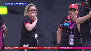 When the bat flip goes wrong 😂 Luckily it was just a practice! | 7Cricket