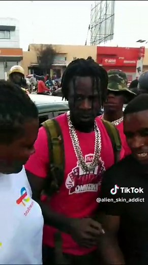 alien_skin_addict (@alien_skin_addict)’s videos with Ready Fi War - Alien Skin Official