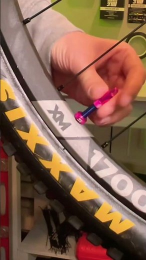 Replace your tubeless valve core in less than 60 seconds