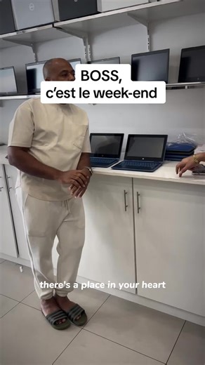 🚀 Vous rêvez d'ouvrir votre propre magasin d'ordinateurs ? 🖥️✨ C'est le moment de transformer votre passion en succès ! Avec la technologie qui évolue sans cesse, il y a une demande croissante pour des ordinateurs et accessoires de qualité.💡💻 Rejoignez-moi pour découvrir comment vous lancer dans cette aventure excitante ! Je suis là pour vous guider à chaque étape. 🤝 Ne laissez pas passer cette opportunité ! Contactez-moi dès maintenant et faisons briller votre projet ensemble ! 🌟📞 #CapCu