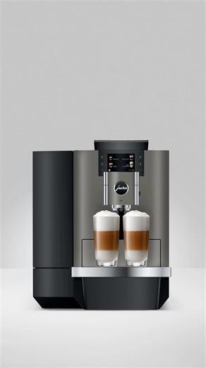 Schon gewusst, dass wir auch Kaffeevollautomaten für Büros, Geschäfte oder Gastronomie im Sortiment haben? Die JURA Professional X10c ist robust, vielseitig, zuverlässig und überzeugt mit 34 Hot- sowie Cold-Brew-Spezialitäten, die per Knopfdruck zur Auswahl stehen. #JURAcoffee #ifyoulovecoffee #coffeemachine #coffee | JURA