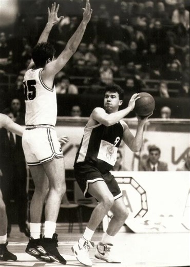 Tragična sudbina legende Zvezde: Slobodan Janković je u sekundi sebi uništio život, a ovako je izgledao na terenu (GALERIJA)