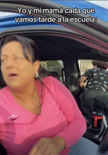 Nosotros a las 7:59 JSKSJAKS😂😭 #paolitasuarez #tadeysumama #humor #escuela @Tade_Erika🐶
